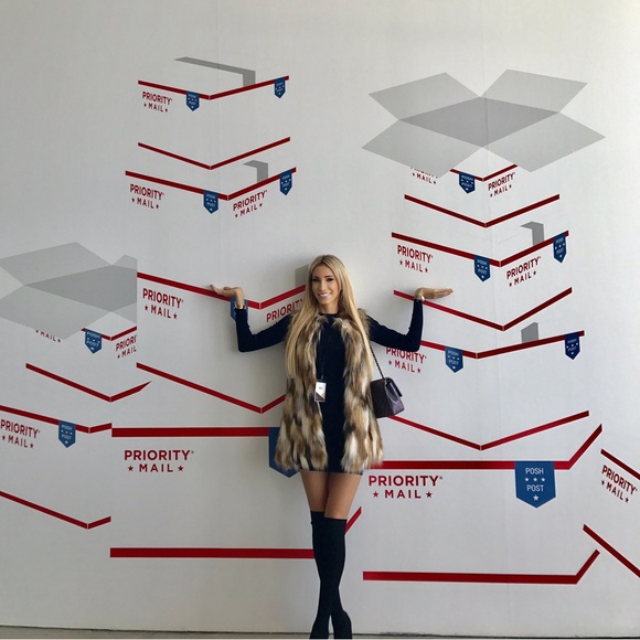 WANT TO BE NOTIFIED ON MY LIVE SHOWS ♥️OCPOSH30 ♥️ every night at 9 PM - Picture 13 of 16